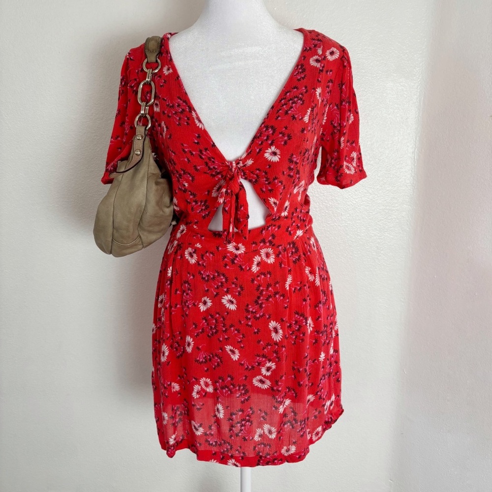 Free People Red Floral Tie Front Romper Dress – Size 6
